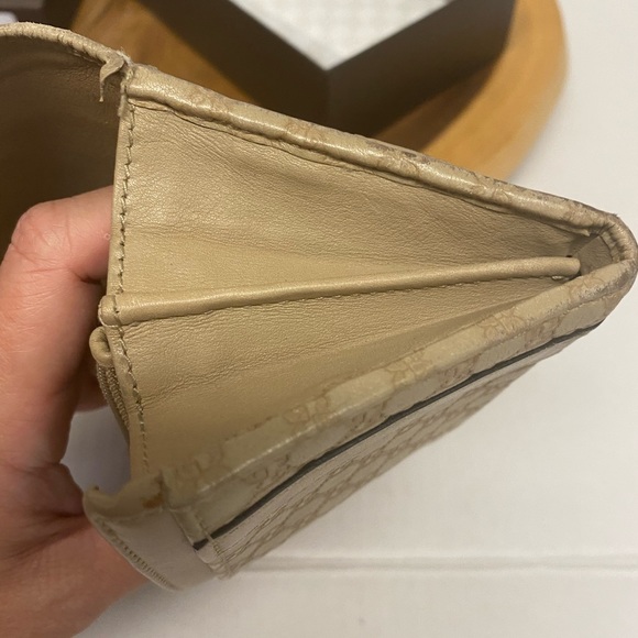 Gucci Micro G Leather Embossed Wallet in Box - Picture 8 of 12